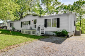 Quiet Horseshoe Hill House By Lake Barkley!